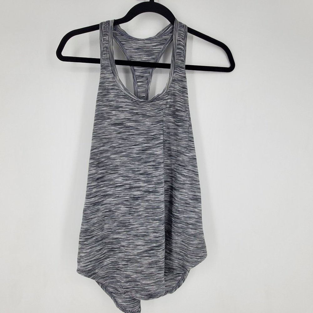Lululemon Gray \White  Tank Size S No Tag